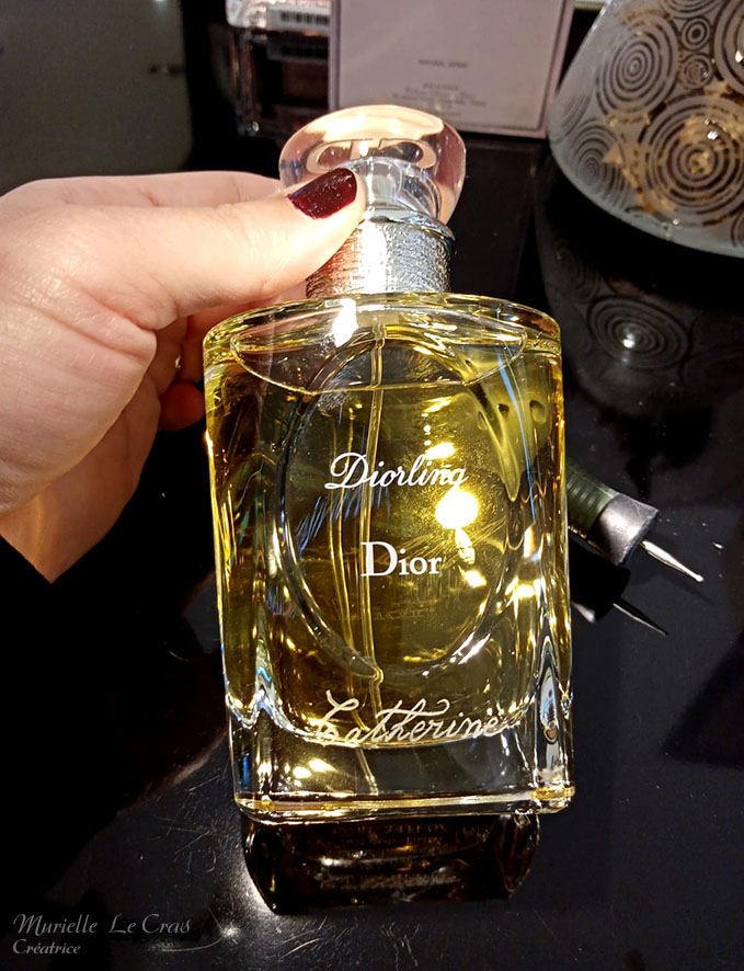 Flacon de parfum Diorlina de Dior, personnalisé avec un prénom gravé.