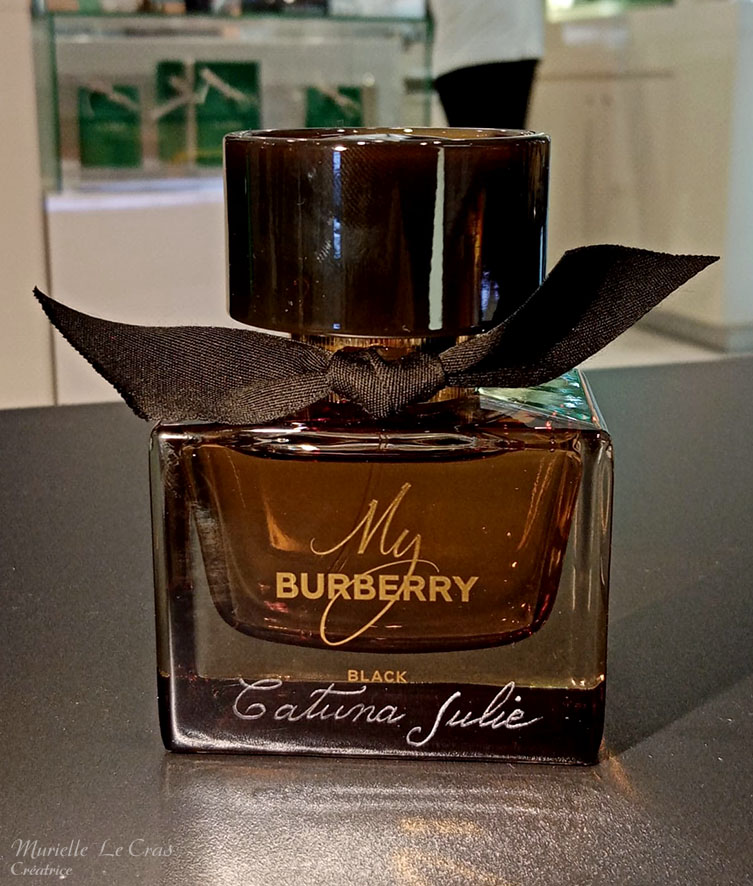 Flacon de parfum My Burberry, personnalisé avec un prénom et nom gravé.