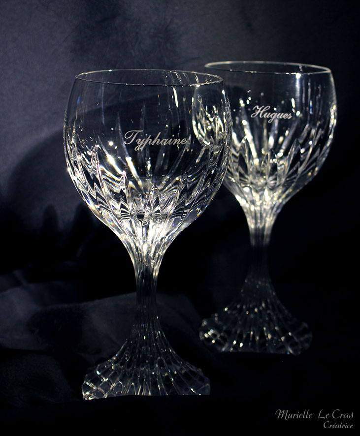 Verres Masséna en cristal de Baccarat gravés et personnalisés avec les prénoms à offrir en cadeau